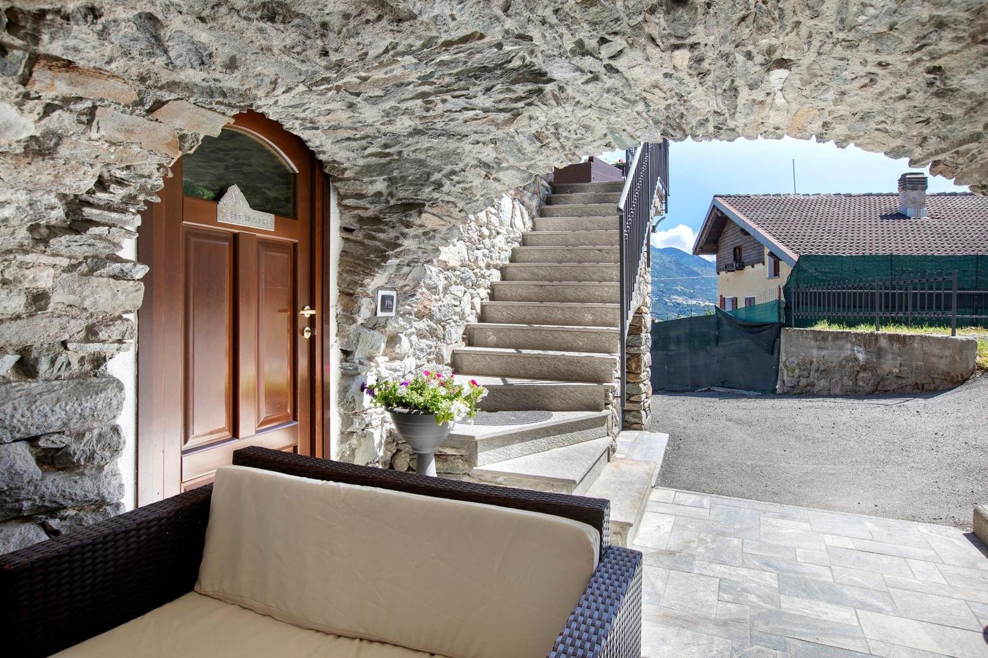 Maison Bebe Terre Blanche Aosta Dış mekan fotoğraf